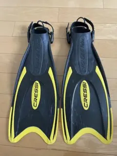 ★Cressi　クレッシ　万能フィン