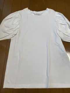 ブレンヘイム✨ホワイト パフスリーブ Tシャツ