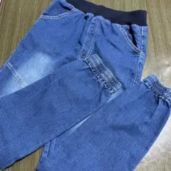 美品　デニムパンツ　150㎝