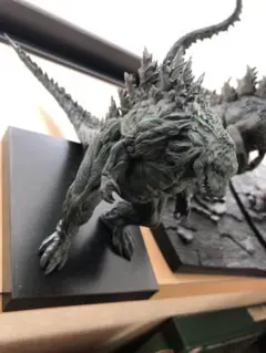 ゴジラ フィギュア
