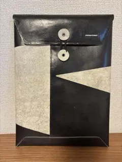 フライターグ 黒 F29 SLEEVE for iPad® mini FREITAG - FREITAG F29 iPad mini 用ケース フライターグ 赤白緑