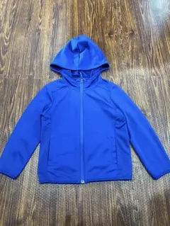 ユニクロUNIQLO UVカットパーカー ブルー青色ドライ110cm男の子キッズ
