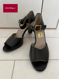 Salvatore Ferragamo サルヴァトーレフェラガモ ヒール
