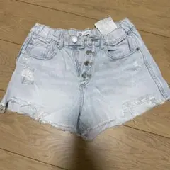 Item thumbnail for item 22769f25-c1d2-4d70-a89a-f3fe75a256ad