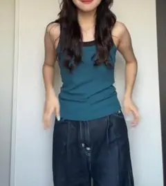 タンクトップ