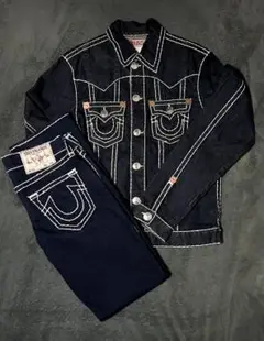 希少TRUE RELIGION トゥルーレリジョン　デニムジャケット 白 希少 トゥルーレリジョン 白 デニムジャケットGジャン