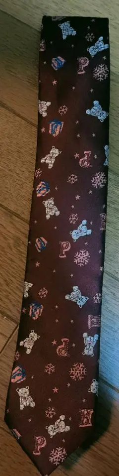 くまのネクタイ