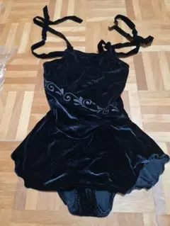 黒いベロアアイススケートコスチュームUSED