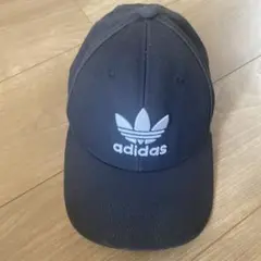 adidas 黒 キャップ