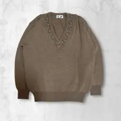 Item thumbnail for item 03922734-a545-49d2-977e-f0d9c889042a