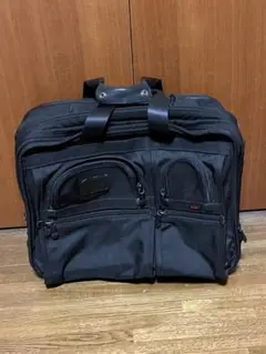 TUMI ブラックキャリーバッグ