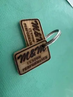 【初期】M&M CUSTOM PERFORMANCE 　ピンバッジ　赤黒 セット 2025年最新】M&M 小物の人気アイテム - メルカリ