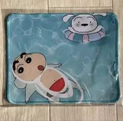 ⭐️新品未使用　クレヨンしんちゃん　マウスパッド　プール柄　シロ　野原しんのすけ