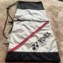 YONEX ラケットバッグ ブラック×シルバー×レッド　前ポケット付き