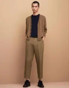 Uniqlo U ブラック ユニクロユーワイドフィットテーパードアンクルチノパン