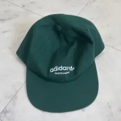 adidas キャップ　54-57cm