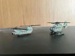 陸上自衛隊 偵察ヘリコプター＆おまけのチヌーク