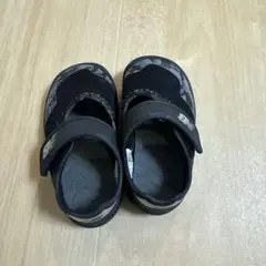 ニューバランス　サンダル
