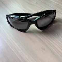 Item thumbnail for item 16ba2d3e-e859-471c-9b86-ebef1ce84f0c