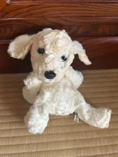 COMO&RAY コモアンドレイ　犬のぬいぐるみ クリーム色
