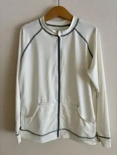 美品)キッズ ラッシュガード 150 ホワイト