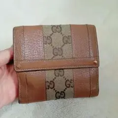 グッチ 折財布