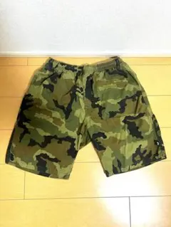 STUSSY 迷彩ショーツ