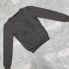 LAUTREAMONT ニット フリルデザイングレー長袖ボタン付き 2