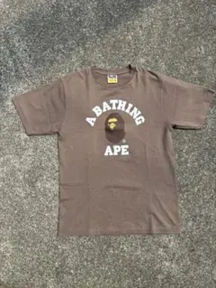 A BATHING APE Tシャツ　ブラウン