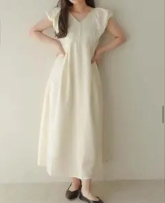 エルム Alumu. パフスリーブバックオープンワンピース