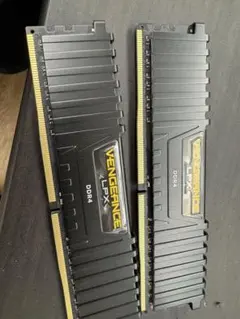 CORSAIR DDR4 メモリモジュール 16G 2x8g
