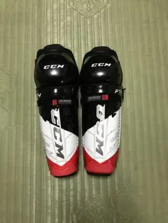 CCM FT4 レガース