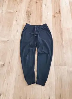 ユニクロ　黒のジョガーパンツ Sサイズ　スエット　ジャージ