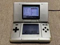 任天堂 DS 本体 シルバー