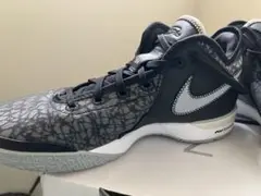 Item thumbnail for item f18d3b78-c89a-4d1c-a056-ce589304f3b4