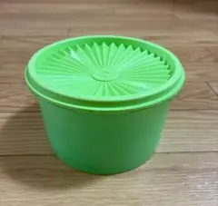 Item thumbnail for item 2af78b60-9aa2-4982-a001-e571fedac80f