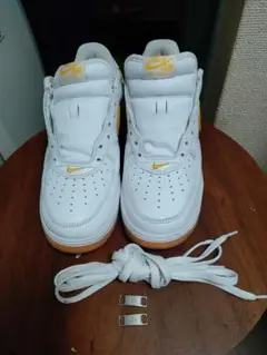 Nike Air Force 1 ホワイト/イエロー