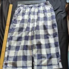 ネイビーとホワイトのチェックパンツ セレクトショップ
