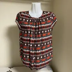 ⭐️美品⭐️ H&M エイチアンドエム プリント トップス EUR32