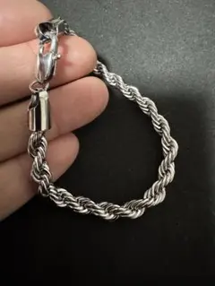 ツイストロープチェーンブレスレット