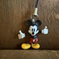 ディズニー　ミッキーマウス キーホルダー ストラップ