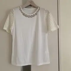 ビジュー付きT