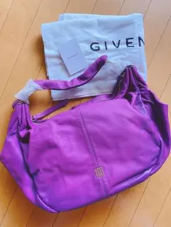 〈正規品/未使用〉【GIVENCHY】ショルダーバッグ(パープル)