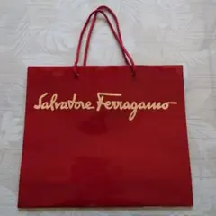 最終価格です！フェラガモ ショッパー フィレンツェ本店 希少品！