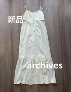 新品archivesアルシーヴキャミワンピサイドスリットカットアイボリージップ白