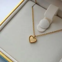 「美品」18 k人気ハートレディネックレス75
