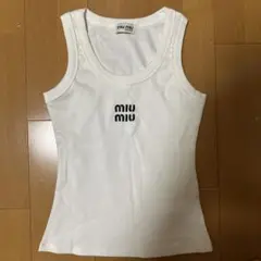 miu miu タンクトップ