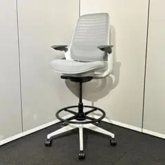 2019年製　Steelcase　Series1　ハイチェア　可動肘　グレー系