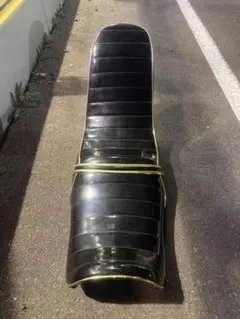ＸＪＲ４００　前期　白エナ　４５ｃｍ　三段シート 送料無料】三段シート 45cm 白エナ XJR400 前期/ホワイトXJR400R
