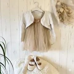 Item thumbnail for item a542fc5e-b7b6-45eb-8bcf-176964b2a487